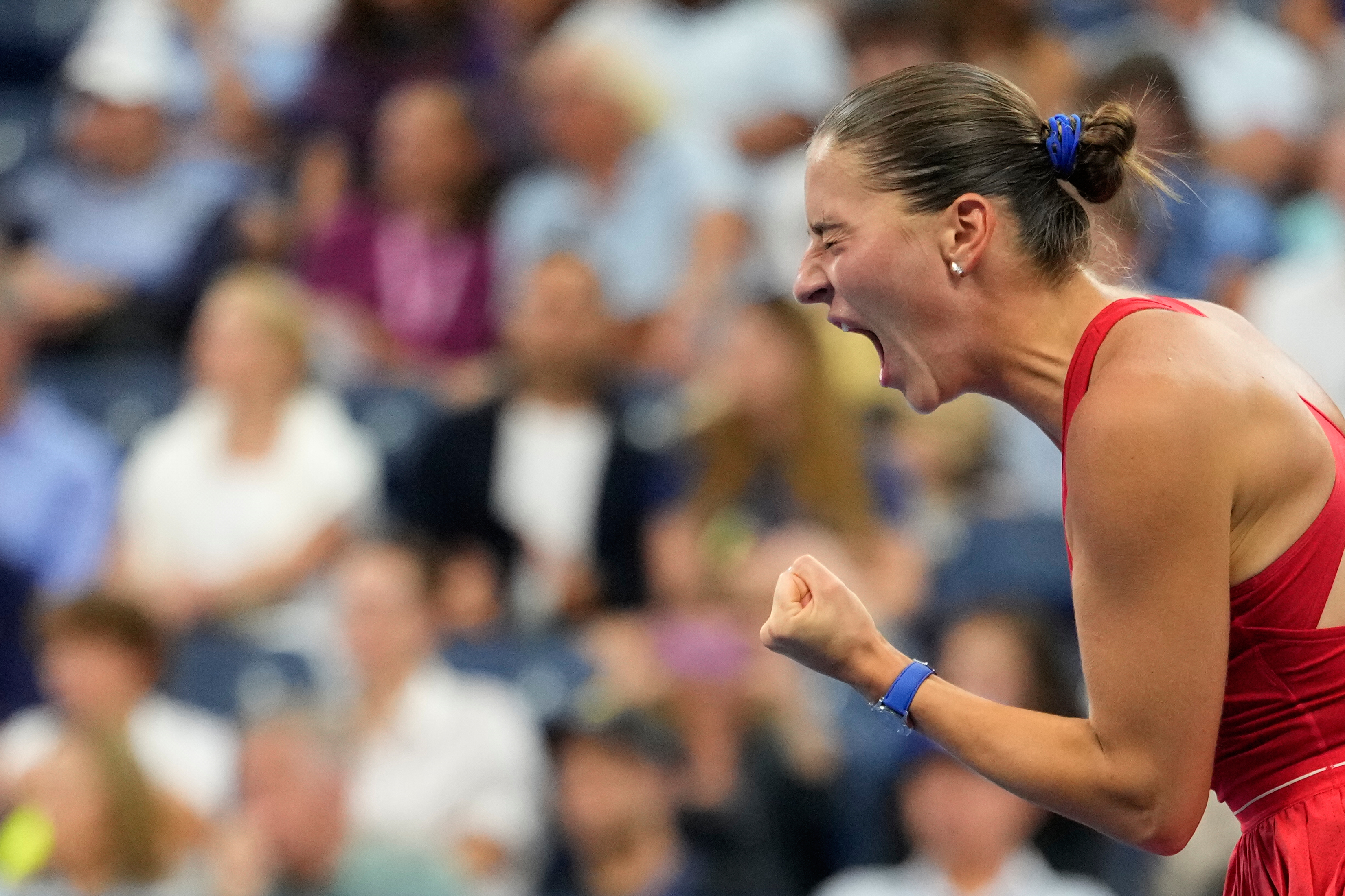 Ukrajinka dobila duel dve lepotice na US Openu: Marta Kostjuk srušila GS šampionku i čeka derbi s Ruskinjom