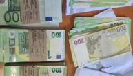 Srbin uhapšen na granici sa Crnom Gorom: U BMW-u pronađeno 45.000 evra, policija mu zaplenila novac i auto