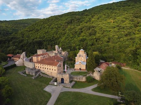 manastir Ravanica