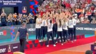 Turci zviždali Zoranu Terziću na dodeli medalja, a onda je usledila reakcija odbojkašica Srbije