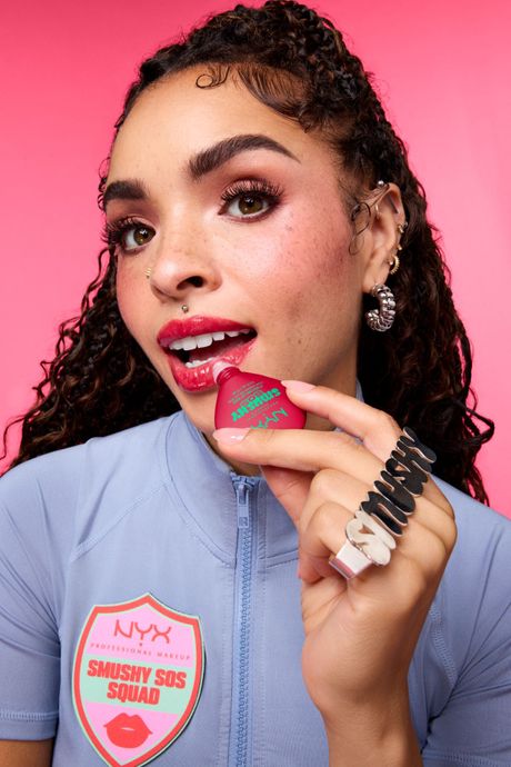 NYX SMUSHY SOS