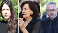 Supruga Bosiljka, unuka Anastasija i sin Darko primaju saučešće: Ljudi pristižu na sahranu Ratka Mladića