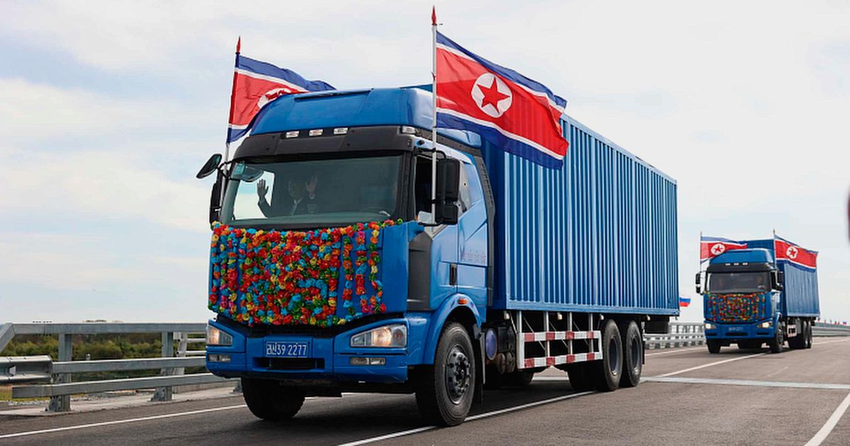 Komentari na "Kim šalje pojačanje Putinu? Otvoren most koji može promeniti mnogo toga"