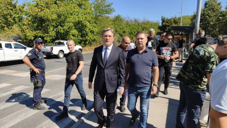 Nikola Selaković, sahrana Ratka Mladića