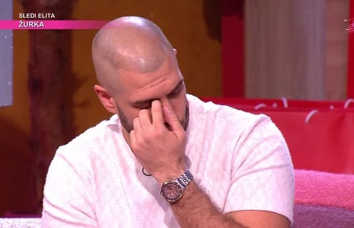 "Izlazim iz porodilišta, a drugi očevi slave": Dejan Dragojević se slomio u emisiji, progovorio o gubitku bebe