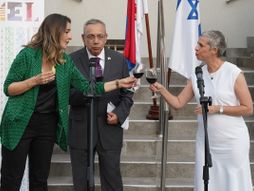 Izraelska ambasada, Obeležavanje nove godine i otvaranje privredne komore