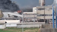 Veliki požar zahvatio čuvenu fabriku u Kutini: Kulja ogroman plamen, širi se gust crni dim!