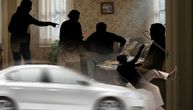 DRAMA KOD OBRENOVCA: Upali u kuću s motkama, pa AUDIJEM PREŠLI PREKO DEDE! Detalji tuče u Urovcima