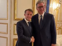 Aleksandar Vučić, Emanuel Makron