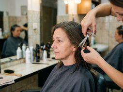 Frizerski salon, šišanje