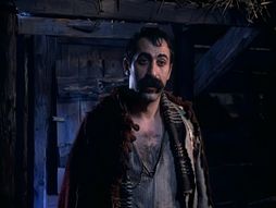 Vlade Divac kao vampir Toza u seriji "Crni Gruja"