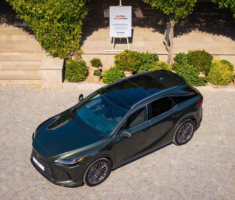 Lexus