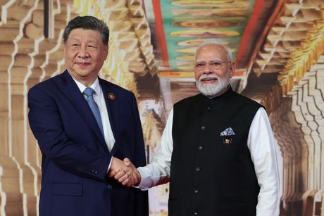 Narendra Modi, Si Đinping
