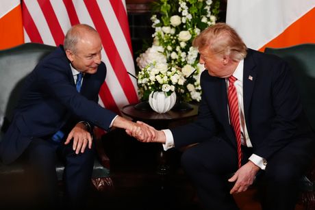 Majkl Martin i Donald Tramp
