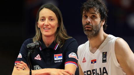 Maja Ognjenović, Miloš Teodosić