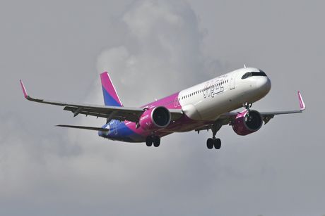 Wizz Air Airbus A321neo