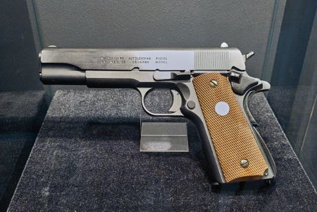 Colt M1911