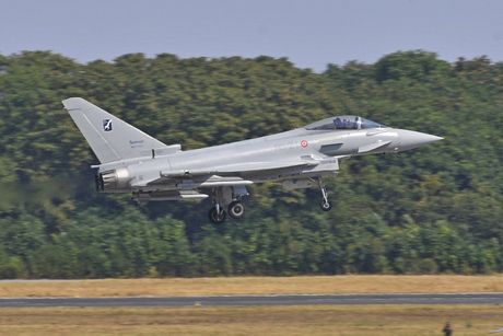 Eurofighter F2000 Typhoon Aeronautica Militare