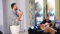 Ivan Bosiljčić predstavio svoju prvu knjigu „Naše priče” i najavio novo poglavlje „Naše večeri” u mts Dvorani