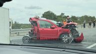 SLIKE STRAVE NA AUTO-PUTU BEOGRAD–NIŠ: Dvoje mrtvih kod Kolara, auto spljošten, prve vesti o uzrocima nesreće