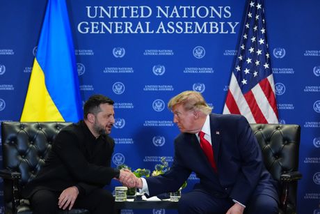 Donald Tramp, Volodimir Zelenski