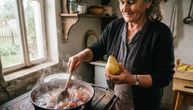 Tri sata vam treba za gusti pekmez od zrelih krušaka: Uz palačinke i kiflice je bolji od šljiva i kajsija