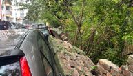 Obrušio se zid na automobile kod Ustaničke ulice
