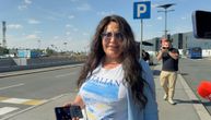 Stoja prvi put u javnosti od ulaska sina u Elitu: Stigla sa partnerom, na pitanje o snajki odbrusila kratko