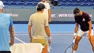 Novak "izdao" Sabalenku, sreo nju u Pekingu: Na terenu sa jednom od najboljih na svetu, postao i trener