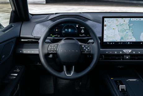 Lexus ES, vozili smo Lexus ES, Lexus, prva vožnja, auto test, električni automobili