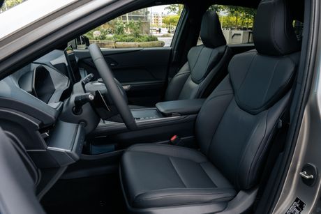 Lexus ES, vozili smo Lexus ES, Lexus, prva vožnja, auto test, električni automobili