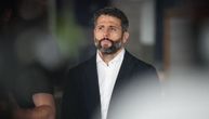 Kreni-promeni: Aleksandar Šapić fizički napao odbornicu Tanju Micić