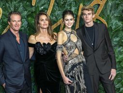 Sindi Kraford i porodica, Kaja Gerber, Rendi Gerber i Presli Gerber