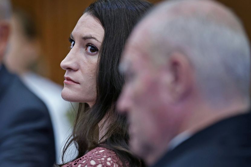 Advokati Lindzi Klensi promenili strategiju: tvrde da tužioci nisu dokazali da je ubila troje dece