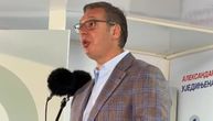 Vučić u Šimanovcima obećao put, školu i domove kulture: Evo šta je najavio za Srem
