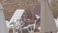 Tigar krišom snimao Jovanu: Silikoni samo što joj ne iskoče iz bikinija! “Ovo je peti odmor na koji sam…"