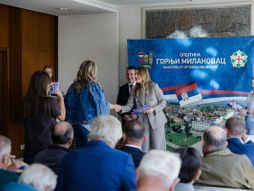 Gornji MIlanovac, Energetika ugovori, Dubravka Đedović Handanović