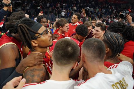 KK Crvena Zvezda - Efes
