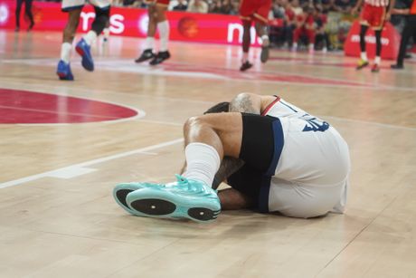 KK Crvena Zvezda - Efes