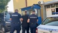 Filmsko hapšenje u beogradskom tržnom centru: Krio se u kabini, a onda napao pet policajaca
