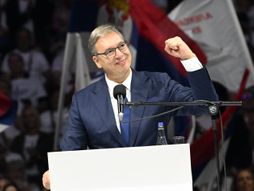 Aleksandar Vučić, Ujedinjena Srbija, predizborni skup u Areni