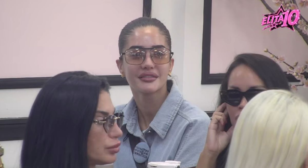 Anđela se slomila pred svima u Eliti, suze ne može da zaustavi: Janjuš joj rekao reči koje su je pogodile