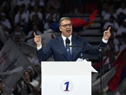 Aleksandar Vučić, Ujedinjena Srbija, predizborni skup u Areni