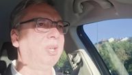 Vučić se obratio pred skup u Bačkoj Palanci: Poslao poruku iz automobila