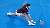 Đoković - Medvedev: Novak nadljudskim naporima vraća brejk, luda borba u polufinalu Pekinga!
