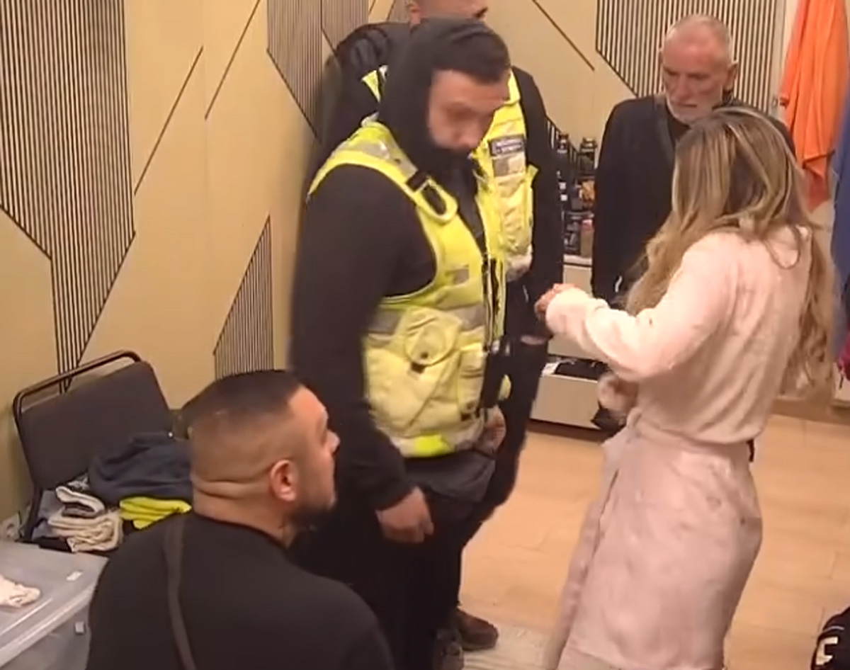 Brutalan sukob Aneli i Filipa Cara! Pljunuo je u lice, pa joj uputio jezive uvrede: "Iščupao bih ti srce"