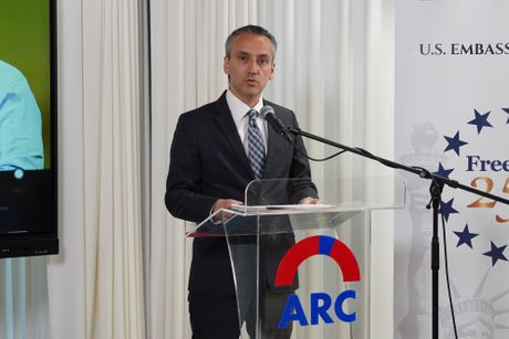 ARC prvi rođendan