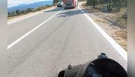 CENTIMETRI do strašne smrti! Objavljen jeziv video sa motoputa, motociklista sve zabeležio kamerom