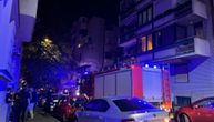 PRVI SNIMCI POŽARA U CENTRU BEOGRADA: Izgoreo stan, vatrogasci se nadljudskim naporima bore sa vatrom