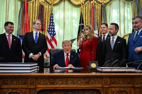 Michael Dell, Susan Dell, Donald Trump